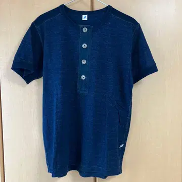 Pure blue japan 헨리넥 티셔츠