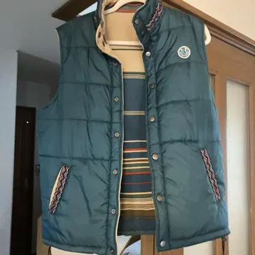 다운 베스트 스트라이프 디자인 파랑