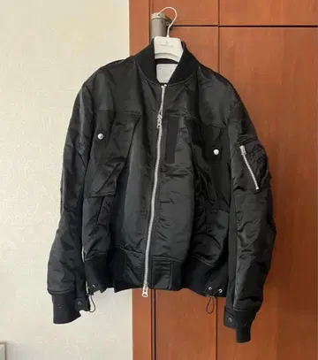 사카이 sacai MA-1 나일론 아우터 남성용 블랙