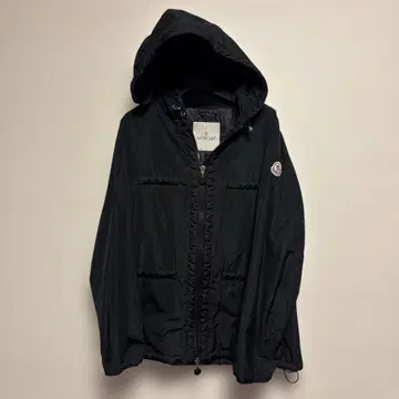 MONCLER 블랙 점퍼