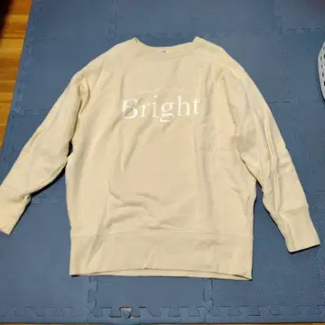 emmi atelier Bright 로고 맨투맨 루즈핏 풀오버