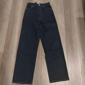 YANUK LEA 25 새상품급
