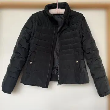 MICHAEL KORS 블랙 후드 부착 다운 자켓