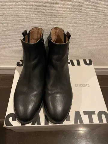 STACCATO 블랙 사이드 고어 부츠 24.5cm