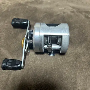 Abu Garcia C1600 베이트 릴