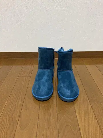 세련된 무스탕 느낌 숏부츠 (S) 블루