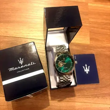 새상품 Maserati R8823118019 손목시계