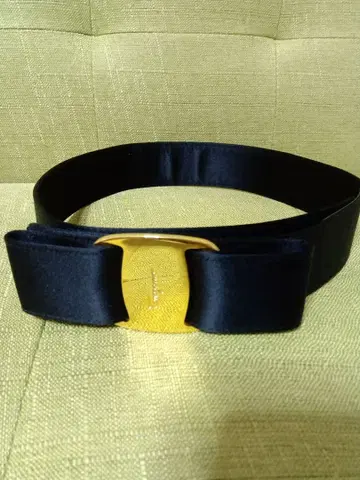 페라가모 [레어 소재] 주말 가격 인하 중 벨트 리본 새틴 블랙