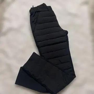 블랙 다운 퀼팅 캐주얼 팬츠