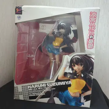 스즈미야 하루히 선 버전 피규어 (상자 상당히 낡은 느낌)
