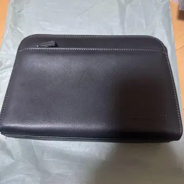 미사용 천연 가죽 세컨드 백 글로스터 로드 블랙 검정 클러치