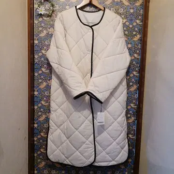 GRL 화이트 퀼팅 자켓