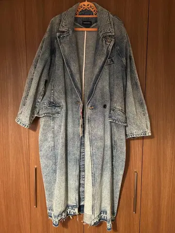 새상품 MAISON SPECIAL 워시드 데님 코트