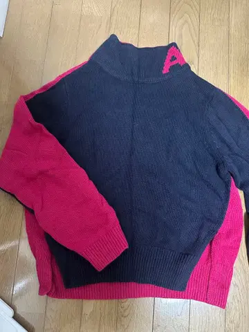 Armani Exchange 리버서블 스웨터 S 네이비/핑크