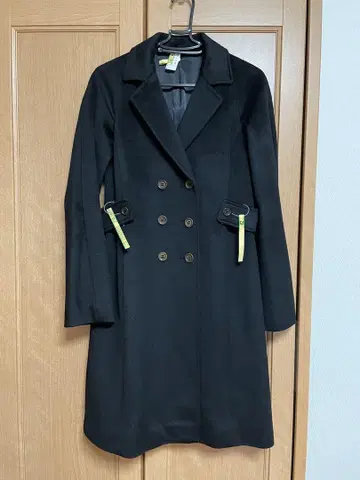 띠어리 울 코트 블랙 새상품급