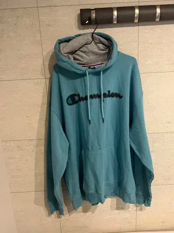 빅 사이즈 챔피온 후드 부착 트레이닝복 맨투맨