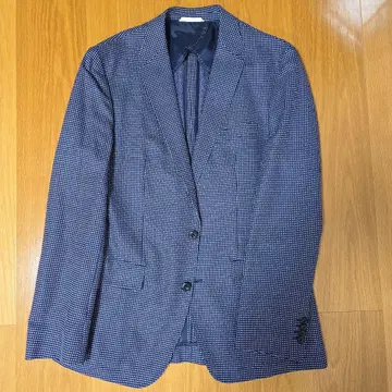 BOSS 네이비 체크 무늬 테일러드 자켓