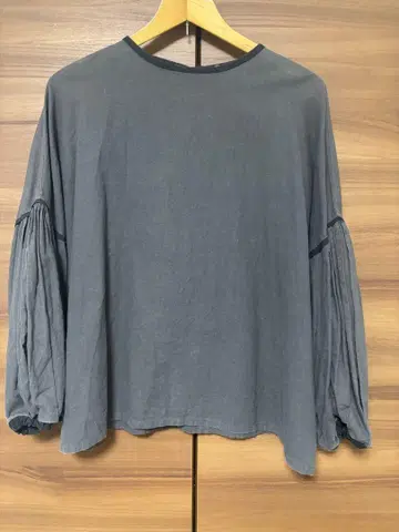 ito fukuoka bi-color tops 그레이