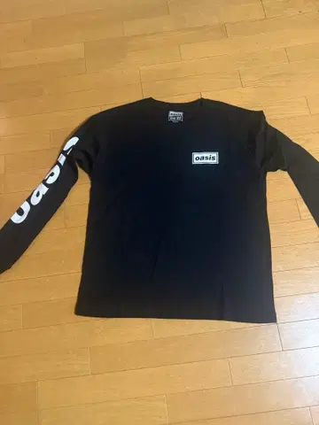 미사용 새상품 oasis 긴팔 티셔츠 블랙