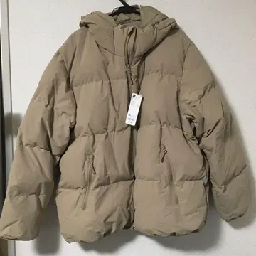 GU 베이지 다운 자켓 3XL