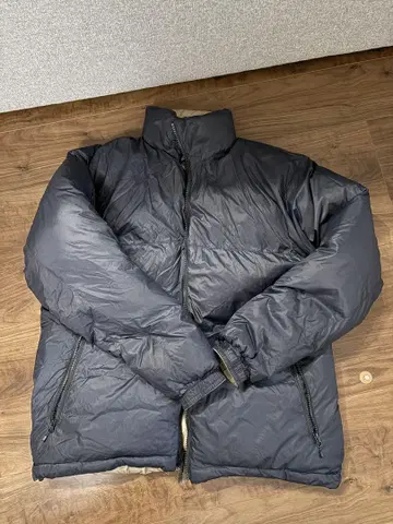 Helly Hansen 리버서블 네이비 베이지 다운 자켓