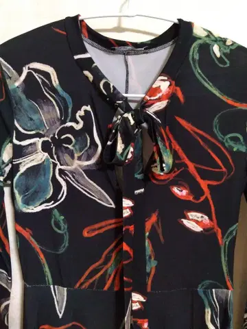 ZARA 꽃무늬 프린트 원피스