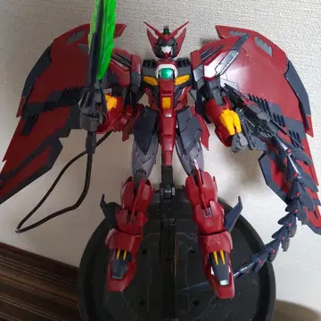 건담 프라모델 MG 1/100 건담 에피온 EW 조립 완료