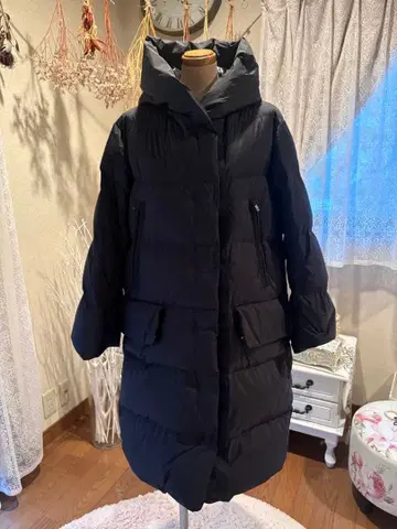 새상품급 유니클로 UNIQLO J 다운 코트 S 질 앤더슨