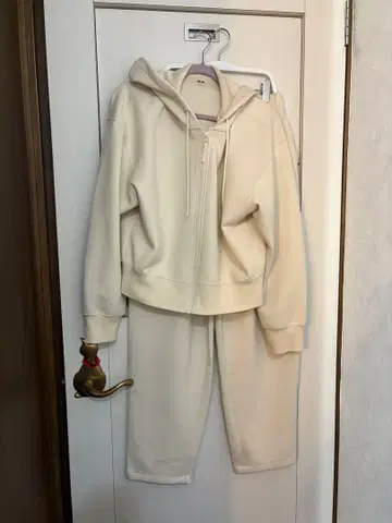 아이보리 후디 셋업