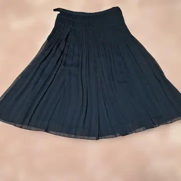 EIMIDAS 다크 네이비 플리츠 스커트