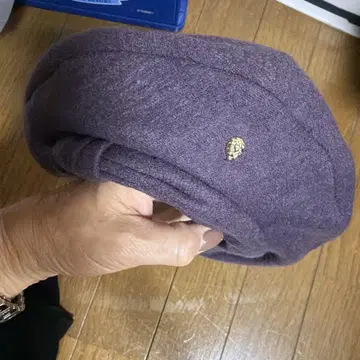새상품 헬렌 카민스키 얇은 퍼플 베레모