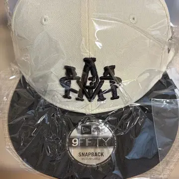 atmos 9FIFTY 캡 M/L 화이트/블랙 25주년 기념