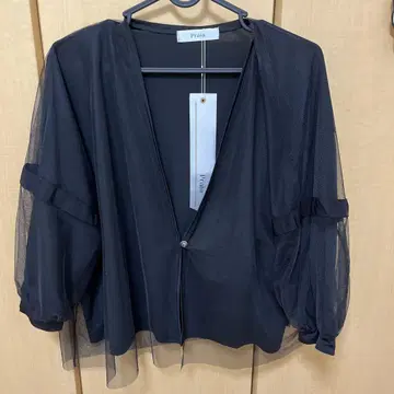 Praia 블랙 7부 소매 셔츠