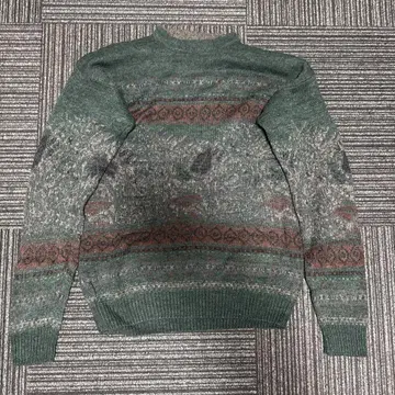 최종 가격 인하 울 혼방 그린 계열 크루넥 스웨터