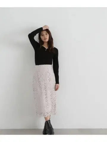 내추럴 뷰티 베이직 케미컬 레이스 타이트 스커트 S