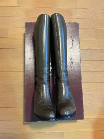 칼리스테 올리브 그린 롱 부츠