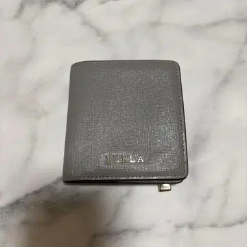 FURLA 지갑 이단 접이식