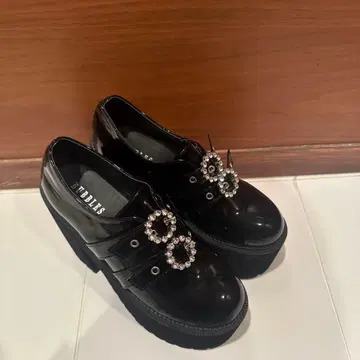 BUBBLES 더블 버클 통굽 신발 39 ( 24.0~24.5cm )