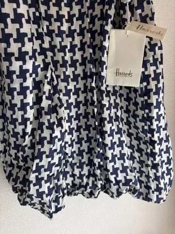 Harrods 기하학 패턴 스커트 M 네이비/화이트