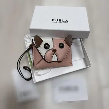 FURLA 강아지 얼굴 디자인 카드 케이스
