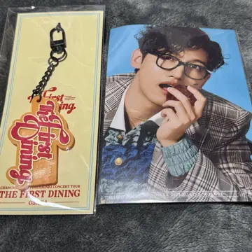 창민 솔로 콘서트 러버 키링 엽서 덤 포함