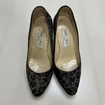 JIMMY CHOO 레오파드 무늬 하이힐