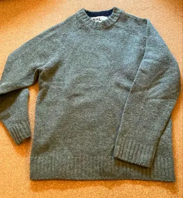 MHL 크루넥 스웨터