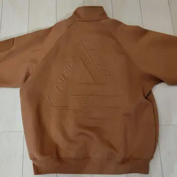 Palace 브라운 집업 자켓