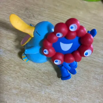 미야쿠미야쿠와 카모노 이코짱 가챠가챠