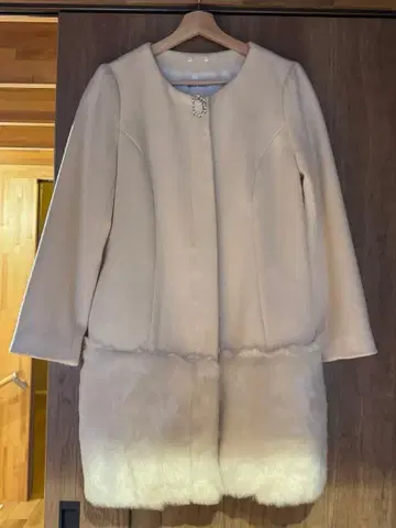 MISCH MASCH 화이트 퍼 롱 코트 M