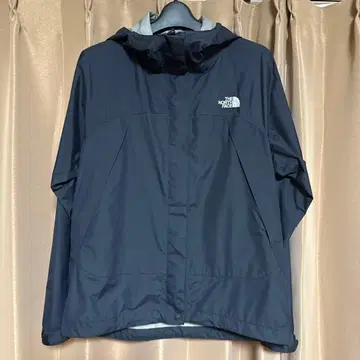 THE NORTH FACE 후드 부착 블랙 자켓