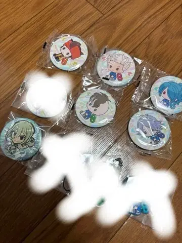 이나이레 굿즈 묶음 판매