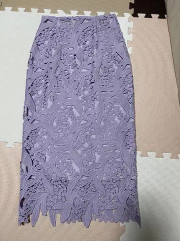 라벤더 레이스 타이트 스커트