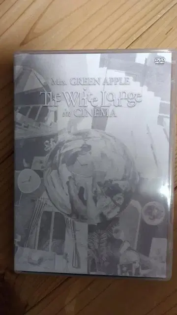 Mrs. GREEN APPLE DVD